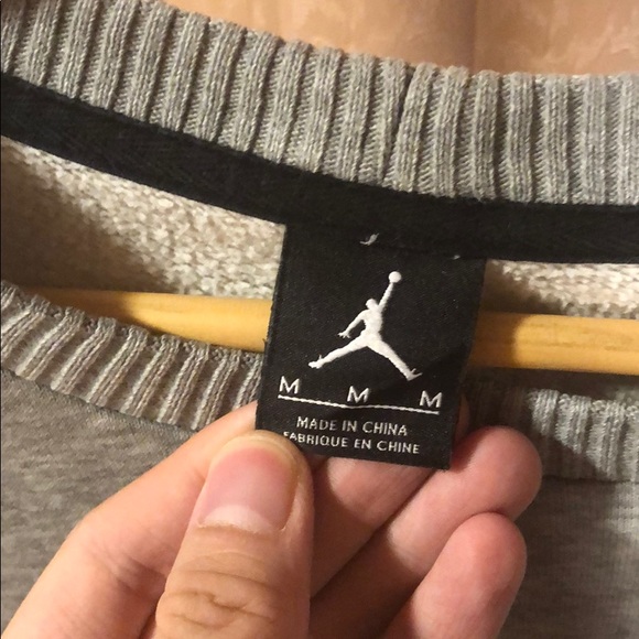 Men Medium Jordan Gray Sweater - Picture 2 of 5